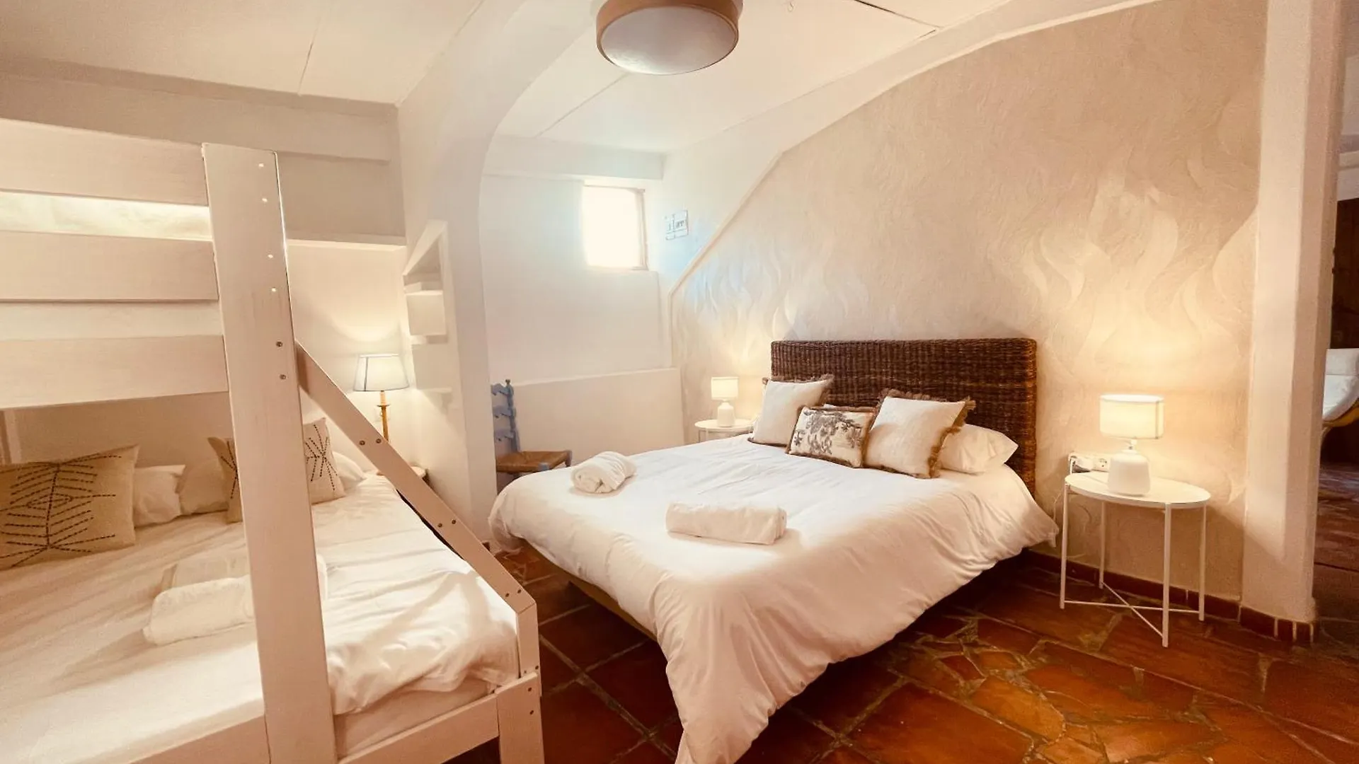 Yin Yang Beach House, El Palmar, Con Wifi A 500 M De La Playa Cadiz 0*,  Spain